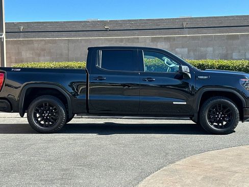 Certified 2025 GMC Sierra 1500 Elevation w/ Preferred Package AWD/4WD image 3