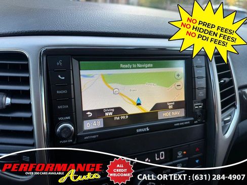 Used 2013 Jeep Grand Cherokee Laredo AWD/4WD image 14