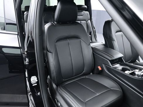 New 2026 Jeep Grand Cherokee L Limited AWD/4WD image 21