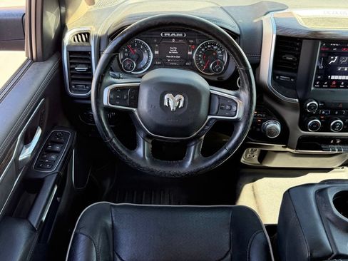 Used 2019 RAM 1500 Laramie AWD/4WD image 9