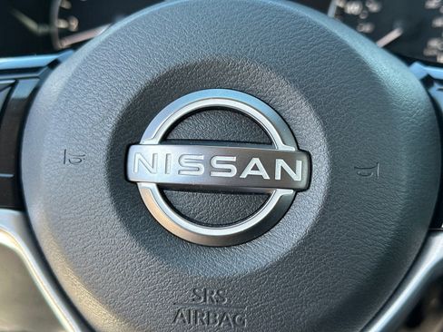 Certified 2023 Nissan Altima 2.0 SR FWD image 22