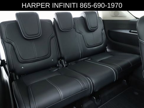 Used 2025 INFINITI QX80 Sensory AWD/4WD image 40