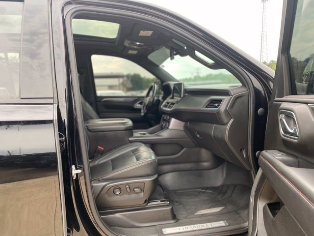 Used 2021 Chevrolet Tahoe RST w/ Luxury Package AWD/4WD image 21