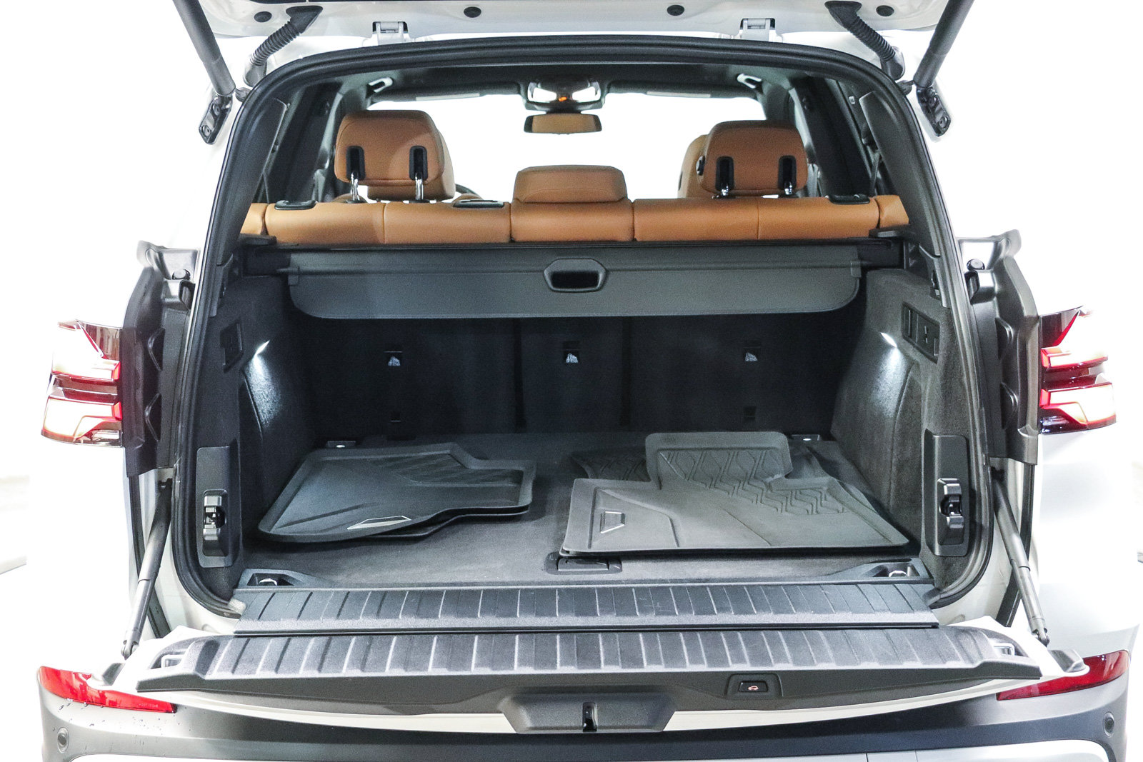 Used 2026 BMW X5 sDrive40i w/ Premium Package RWD image 27