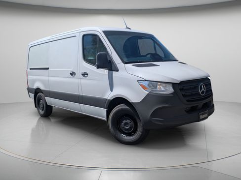 New 2026 Mercedes-Benz Sprinter 2500 image 1