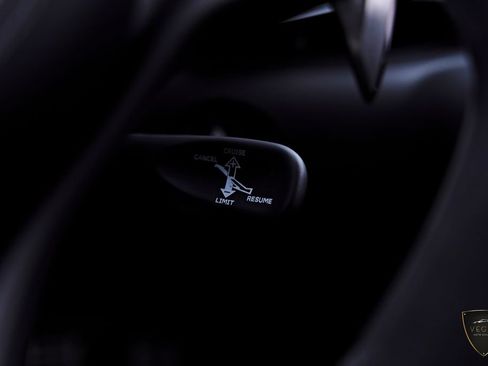 Used 2025 McLaren Artura RWD image 68