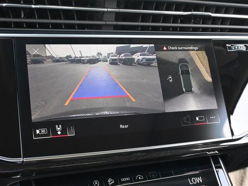 Used 2023 Audi Q7 2.0T Premium w/ Convenience Package image 9