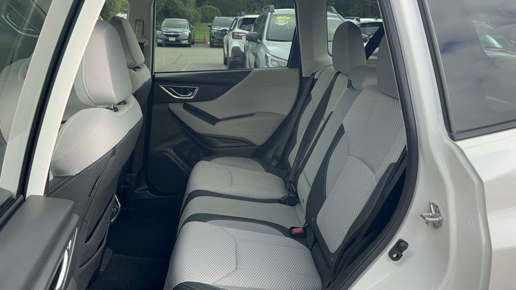 Certified 2023 Subaru Forester Premium AWD/4WD image 13