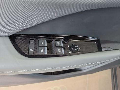 New 2026 Audi Q3 quattro 2.0T AWD/4WD image 21