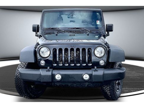 Used 2015 Jeep Wrangler Sport image 4