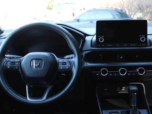 Used 2023 Honda CR-V Sport image 16