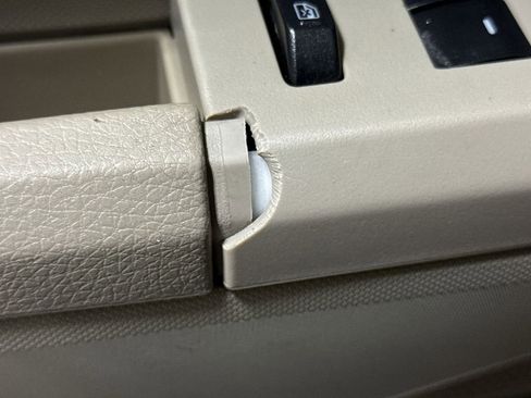 Used 2010 Ford Edge SE image 43