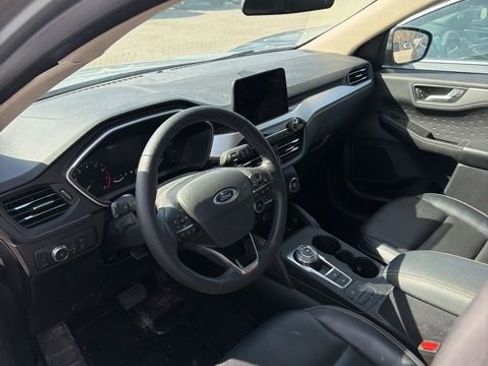 Used 2020 Ford Escape SEL image 6