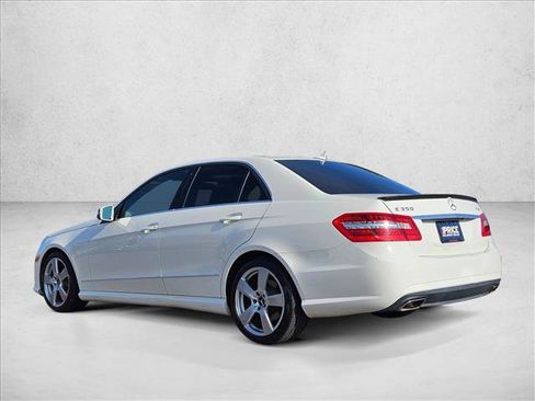 Used 2010 Mercedes-Benz E 350 4MATIC Sedan image 8