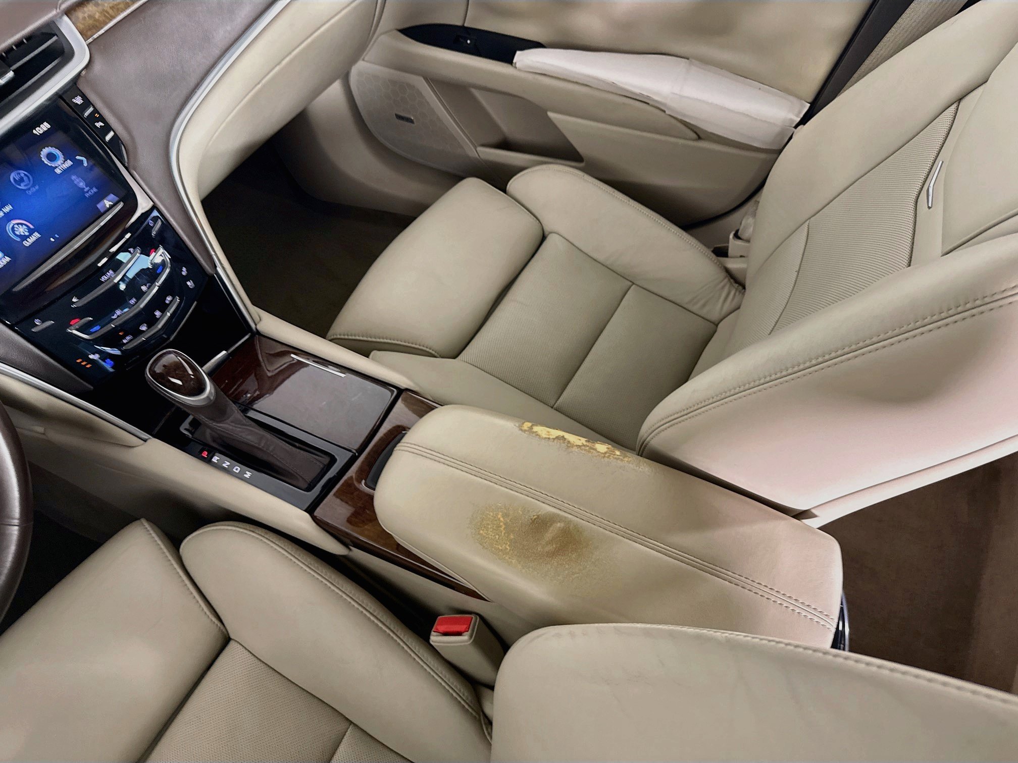 Used 2014 Cadillac XTS Luxury AWD/4WD image 27