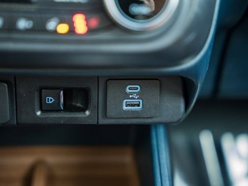 Used 2022 Ford Maverick Lariat w/ Lariat Luxury Package image 26