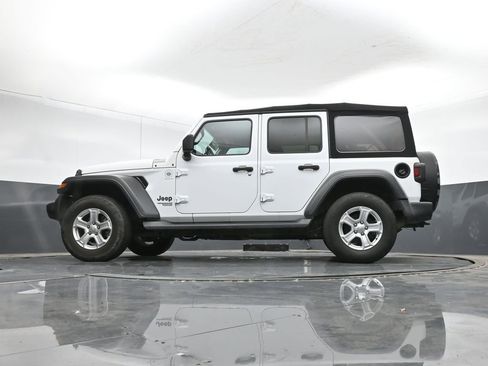Used 2020 Jeep Wrangler Unlimited Sport S image 39