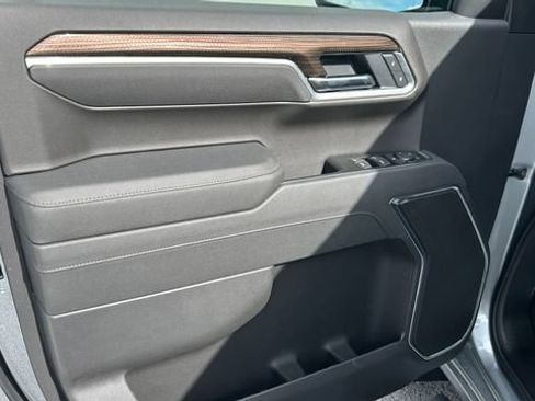 New 2026 Chevrolet Silverado 1500 RST w/ Z71 Off-Road Package AWD/4WD image 16
