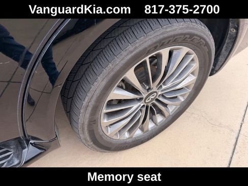 Used 2019 INFINITI QX80 Luxe w/ 22" Wheel Package RWD image 9