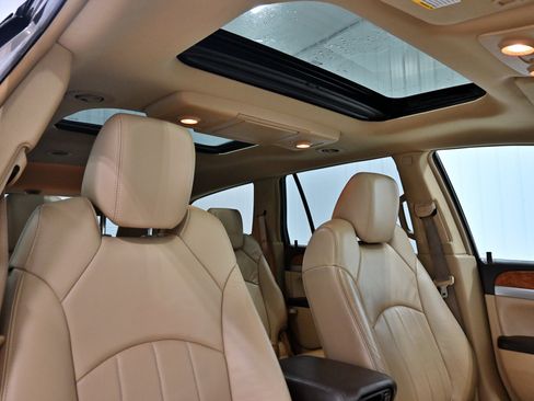 Used 2009 Buick Enclave CXL w/ Entertainment Package #4 AWD/4WD image 21