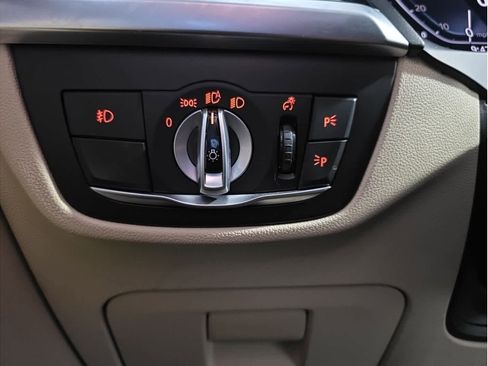 Used 2021 BMW X3 xDrive30e w/ Convenience Package image 31