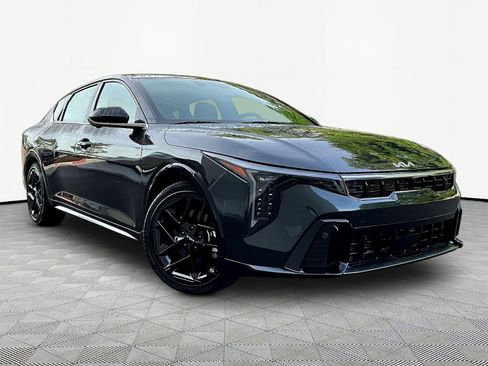 Certified 2025 Kia K4 GT-Line Turbo FWD image 3