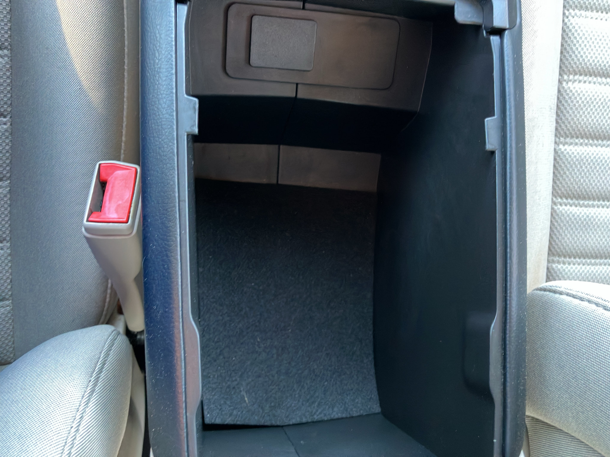 Used 2018 Ford Fusion SE FWD image 22