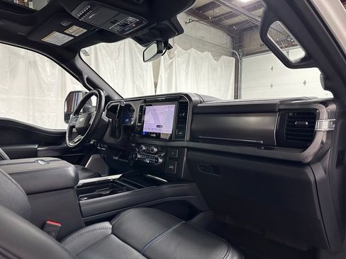 Used 2026 Ford F250 Platinum AWD/4WD image 63