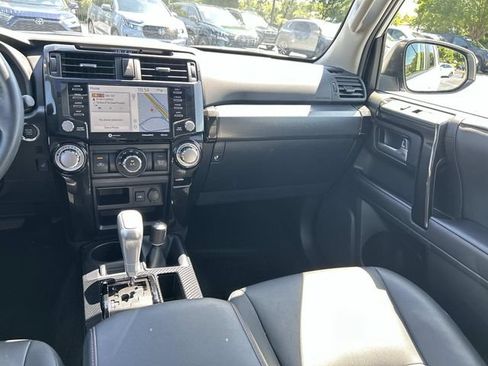 Used 2023 Toyota 4Runner TRD Off-Road Premium w/ Moonroof Package AWD/4WD image 17