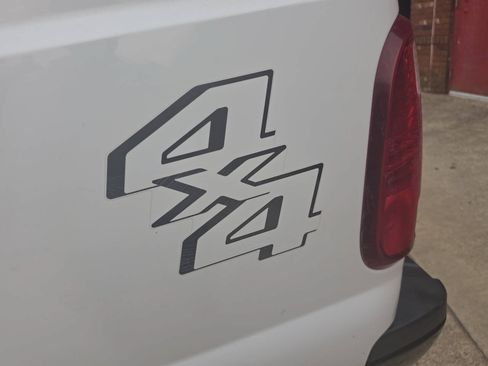 Used 2014 Ford F250 XL w/ Power Equipment Group AWD/4WD image 9