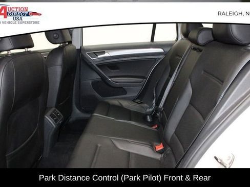 Used 2017 Volkswagen Golf Alltrack SE image 13