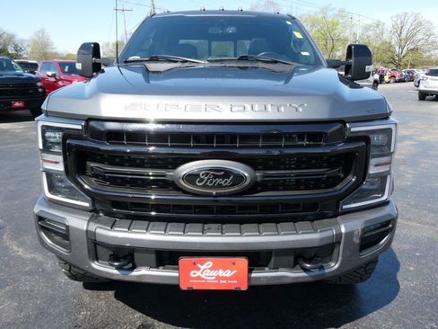 Used 2022 Ford F250 Lariat w/ Tremor Off-Road Package image 9