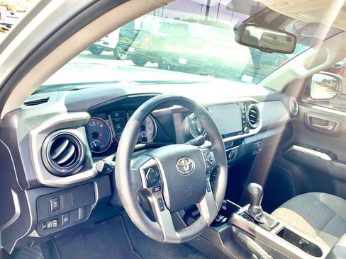 Used 2023 Toyota Tacoma SR5 RWD image 13