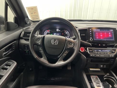 Used 2022 Honda Ridgeline Black Edition image 12