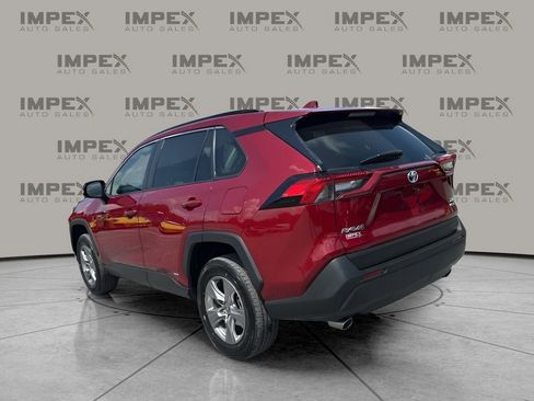 Used 2024 Toyota RAV4 XLE image 3