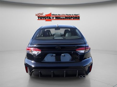 New 2026 Toyota Corolla SE w/ SE Package image 3