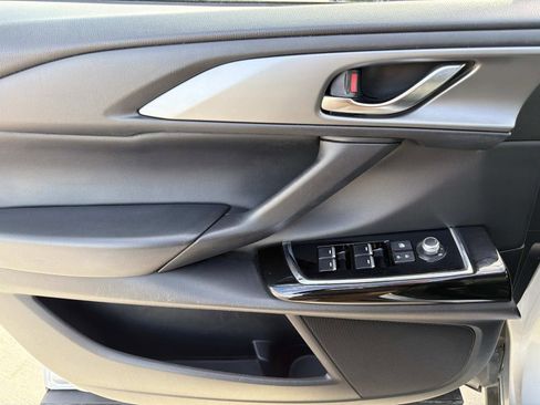 Used 2021 MAZDA CX-9 Touring FWD image 16