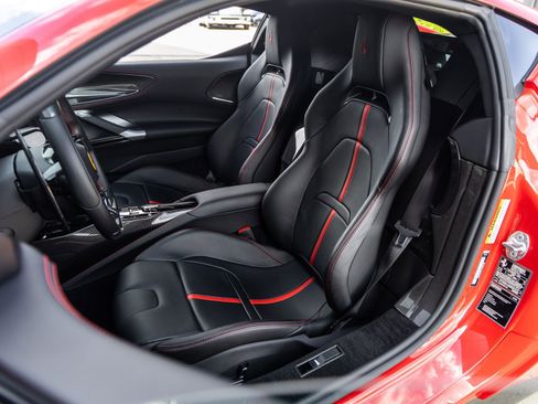 Used 2021 Ferrari SF90 Stradale AWD/4WD image 31