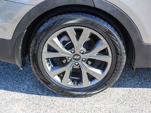 Used 2018 Hyundai Santa Fe Sport image 10