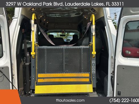 Used 2013 Ford E-250 and Econoline 250 Extended w/ PWR Group RWD image 21