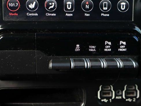 Used 2021 RAM 1500 Lone Star image 36