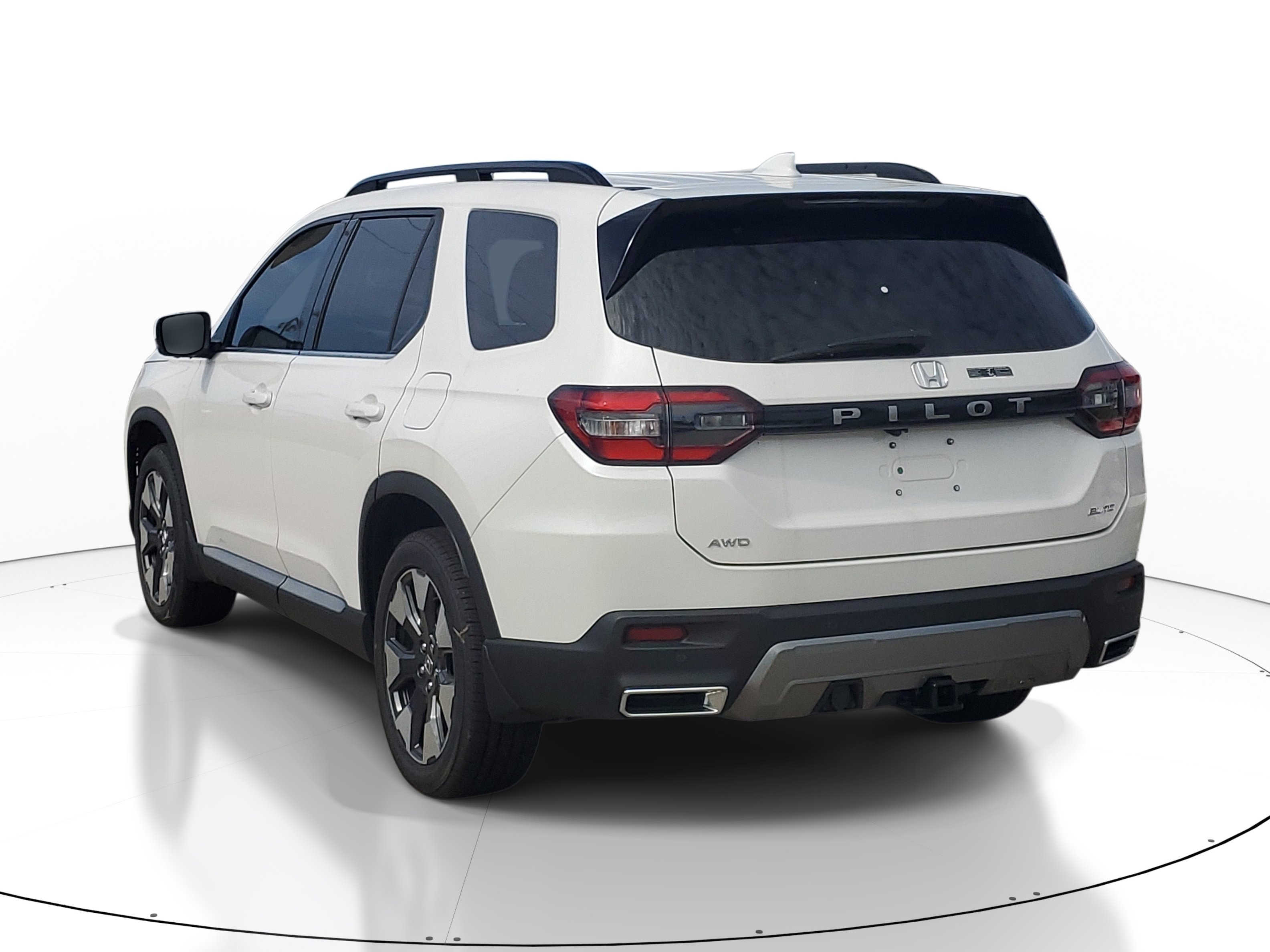 New 2026 Honda Pilot Elite image 4