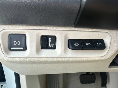 Used 2023 GMC Acadia Denali AWD/4WD image 27