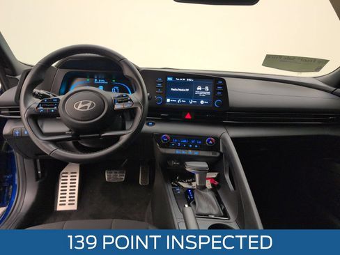 Used 2025 Hyundai Elantra Sport FWD image 7