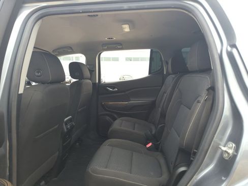 Used 2020 GMC Acadia SLE w/ LPO, Floor Liner Package image 12