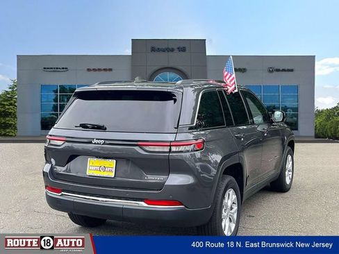 Used 2023 Jeep Grand Cherokee Limited AWD/4WD image 7