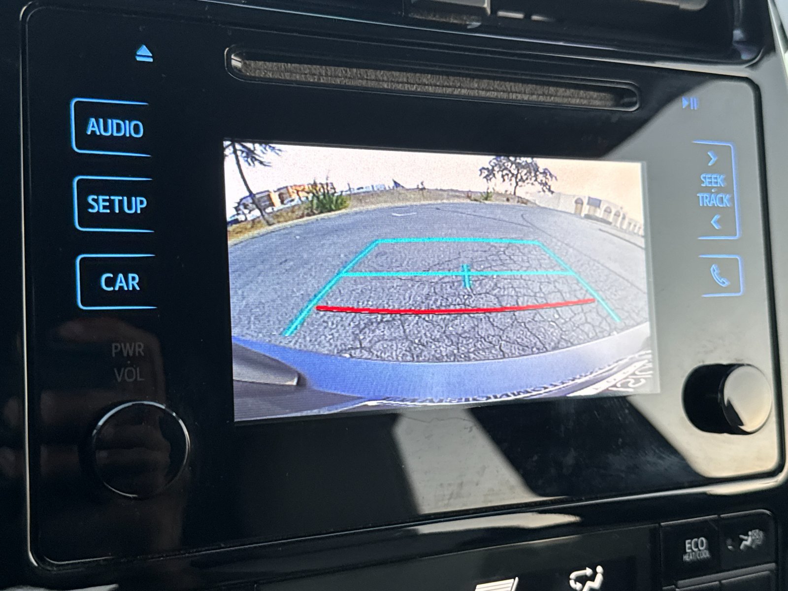 Used 2017 Toyota Prius Two w/ Prius Two Safety Plus Package FWD image 18