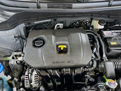 Certified 2025 Kia Soul LX image 28