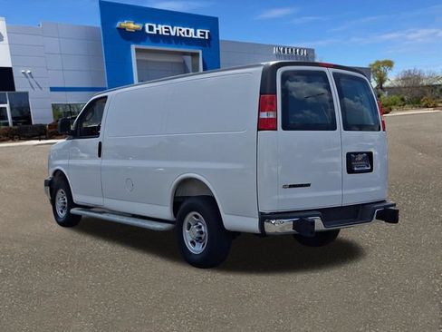 Used 2025 Chevrolet Express 2500 w/ Driver Convenience Package RWD image 25
