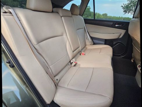 Used 2015 Subaru Outback 2.5i Limited AWD/4WD image 19